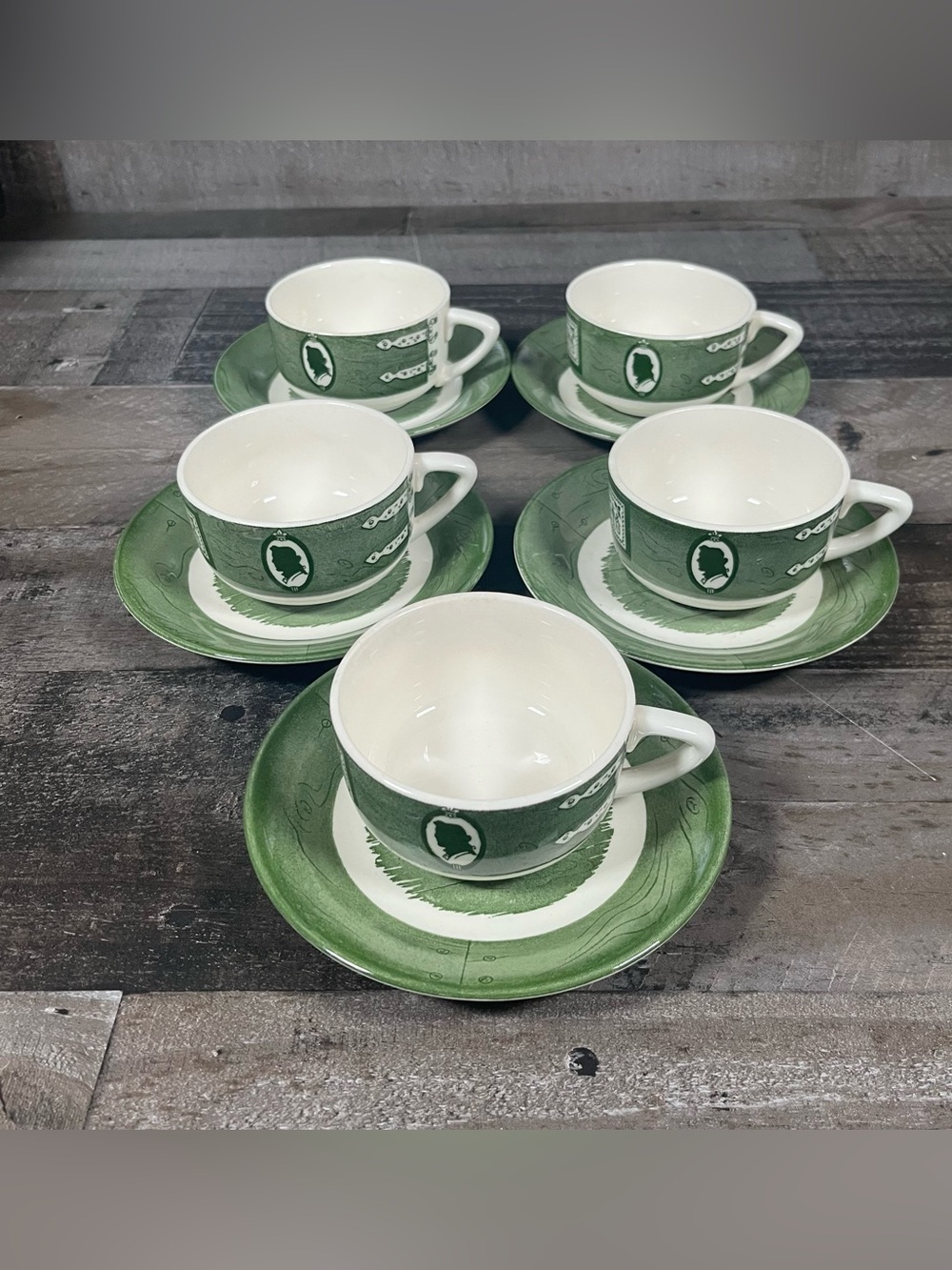 Sent Of 5 Vintage Royal China Colonial Homestead Coffee Tea Cup & Saucers